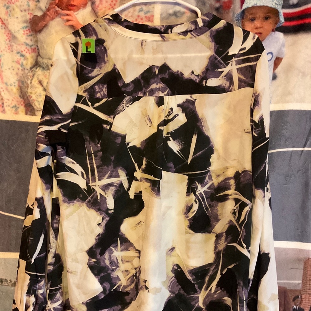 Simply Vera blouse